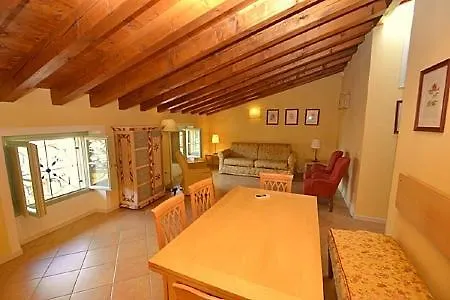 Sleeps 6 Pool Air Con Villa