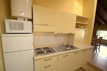 Sleeps 6 Pool Air Con *